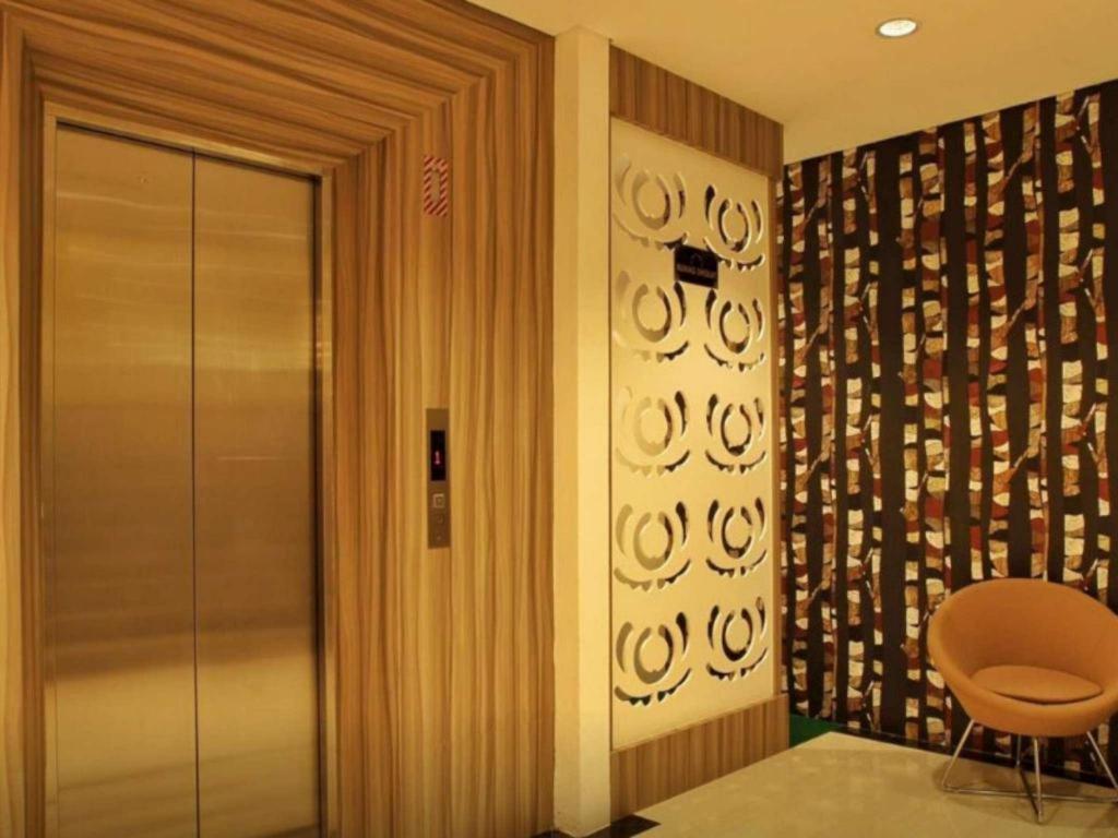 Deivan Hotel Padang  Exterior foto